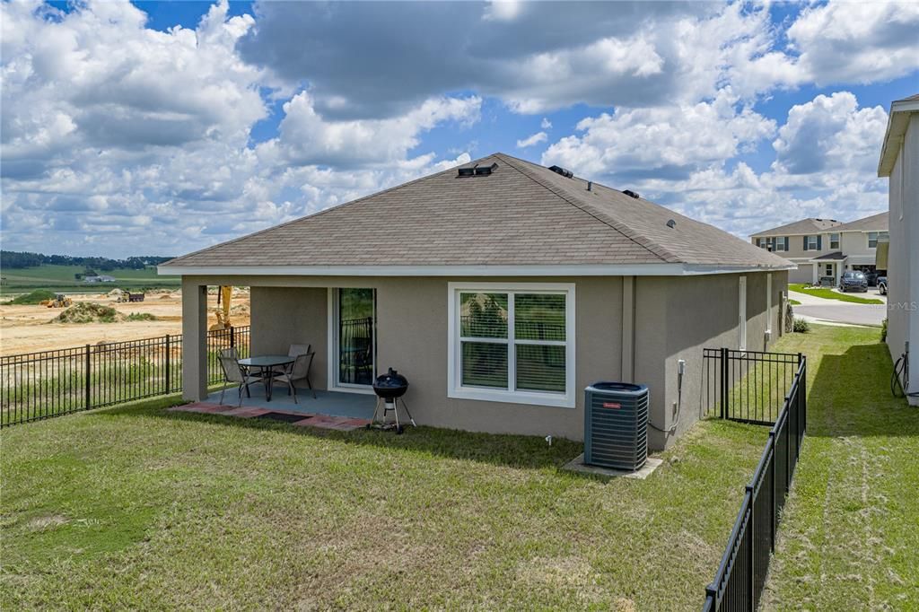For Sale: $279,900 (3 beds, 2 baths, 1566 Square Feet)