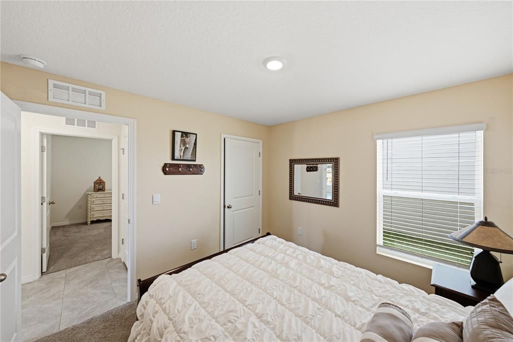For Sale: $279,900 (3 beds, 2 baths, 1566 Square Feet)