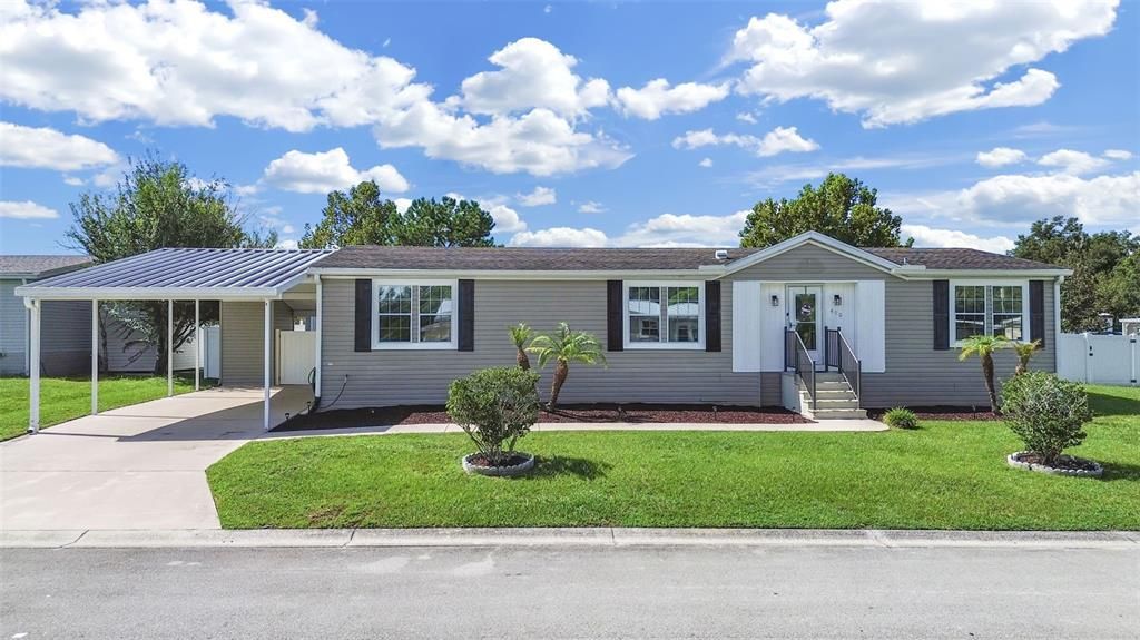 For Sale: $265,000 (3 beds, 2 baths, 1566 Square Feet)