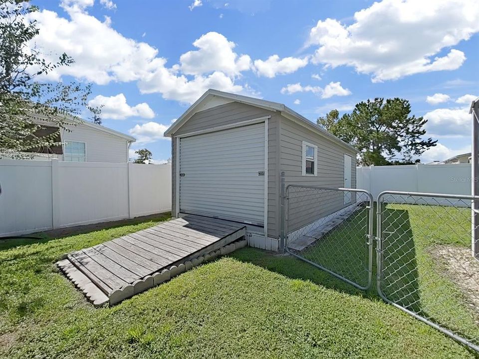 For Sale: $265,000 (3 beds, 2 baths, 1566 Square Feet)