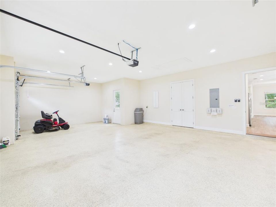 На продажу: $625,000 (4 спален, 2 ванн, 2198 Квадратных фут)