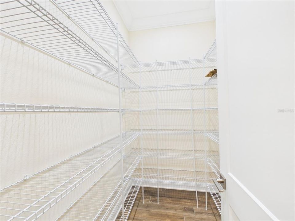 На продажу: $625,000 (4 спален, 2 ванн, 2198 Квадратных фут)