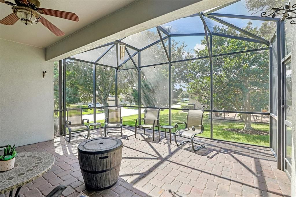 For Sale: $495,000 (3 beds, 3 baths, 2573 Square Feet)
