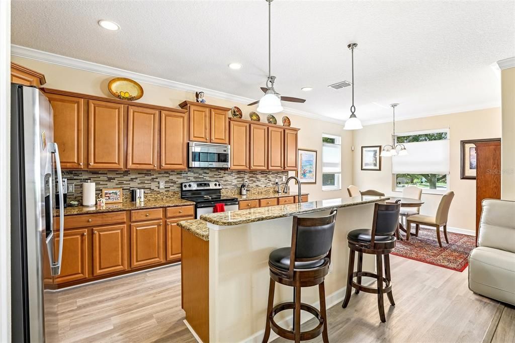 For Sale: $495,000 (3 beds, 3 baths, 2573 Square Feet)