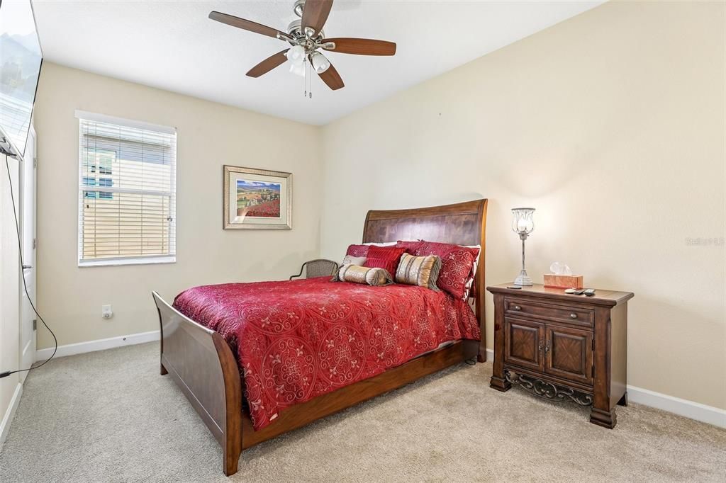 For Sale: $495,000 (3 beds, 3 baths, 2573 Square Feet)