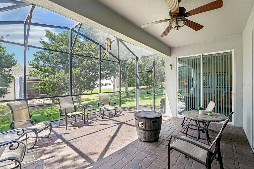 For Sale: $495,000 (3 beds, 3 baths, 2573 Square Feet)