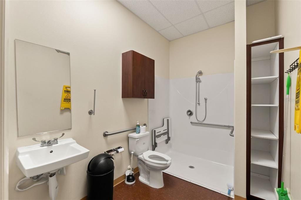 For Sale: $89,284 (0 beds, 0 baths, 3434 Square Feet)