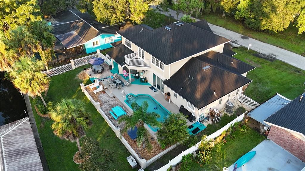 En Venta: $1,050,000 (3 camas, 2 baños, 2970 Pies cuadrados)