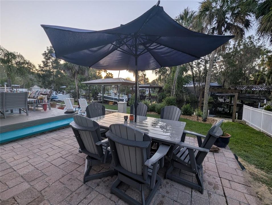 En Venta: $1,050,000 (3 camas, 2 baños, 2970 Pies cuadrados)
