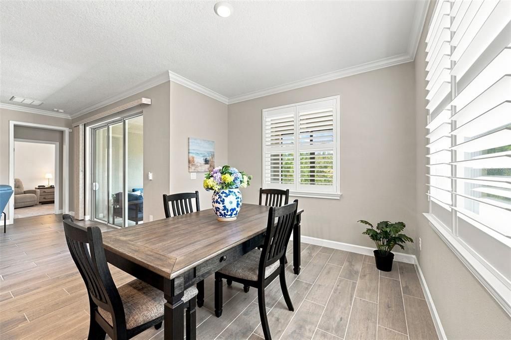 For Sale: $398,900 (3 beds, 2 baths, 1951 Square Feet)