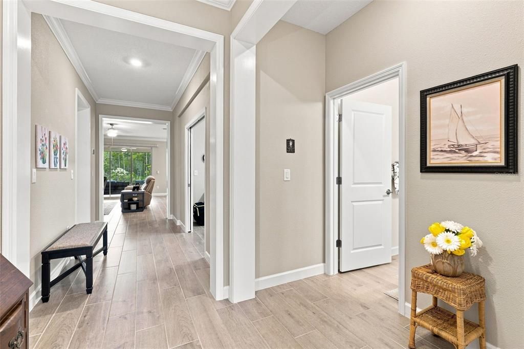 For Sale: $398,900 (3 beds, 2 baths, 1951 Square Feet)
