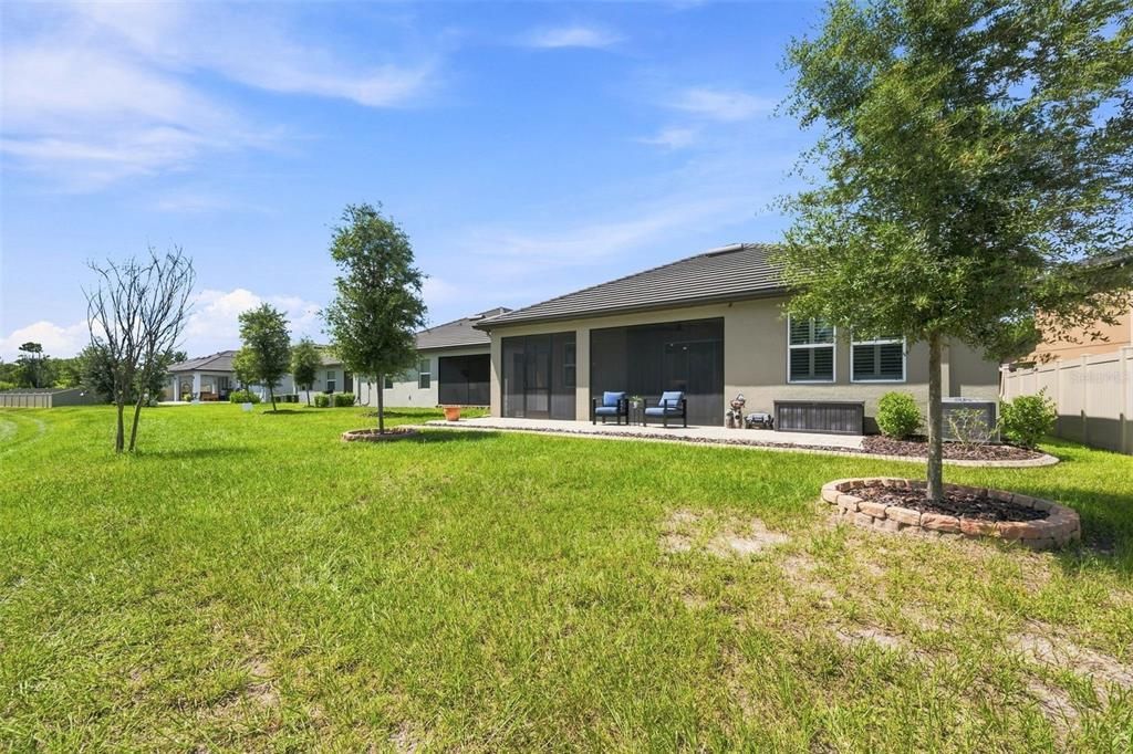 For Sale: $398,900 (3 beds, 2 baths, 1951 Square Feet)