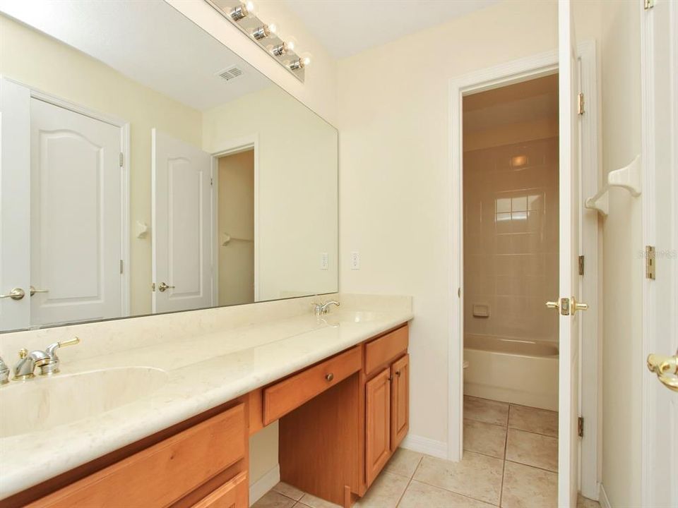For Sale: $748,900 (5 beds, 3 baths, 3768 Square Feet)