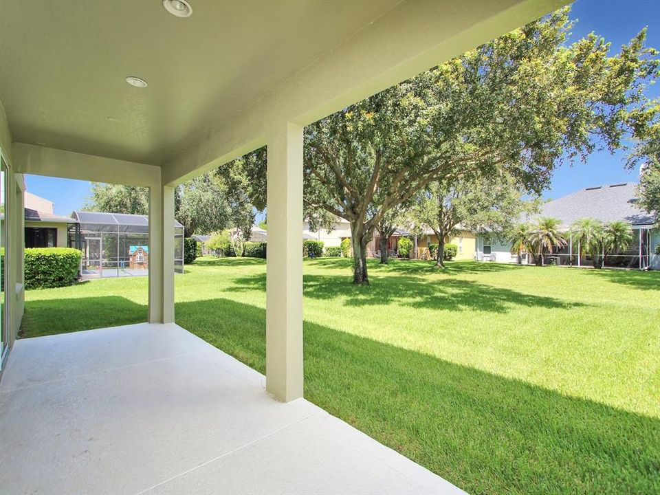 For Sale: $748,900 (5 beds, 3 baths, 3768 Square Feet)