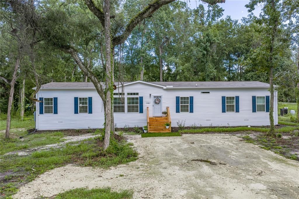 For Sale: $415,000 (4 beds, 3 baths, 2254 Square Feet)