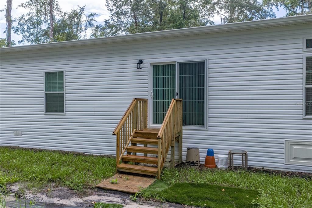 For Sale: $415,000 (4 beds, 3 baths, 2254 Square Feet)