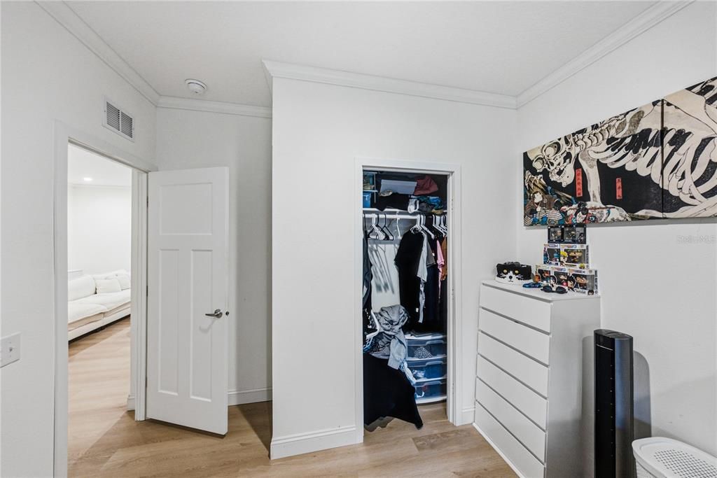 For Sale: $415,000 (4 beds, 3 baths, 2254 Square Feet)