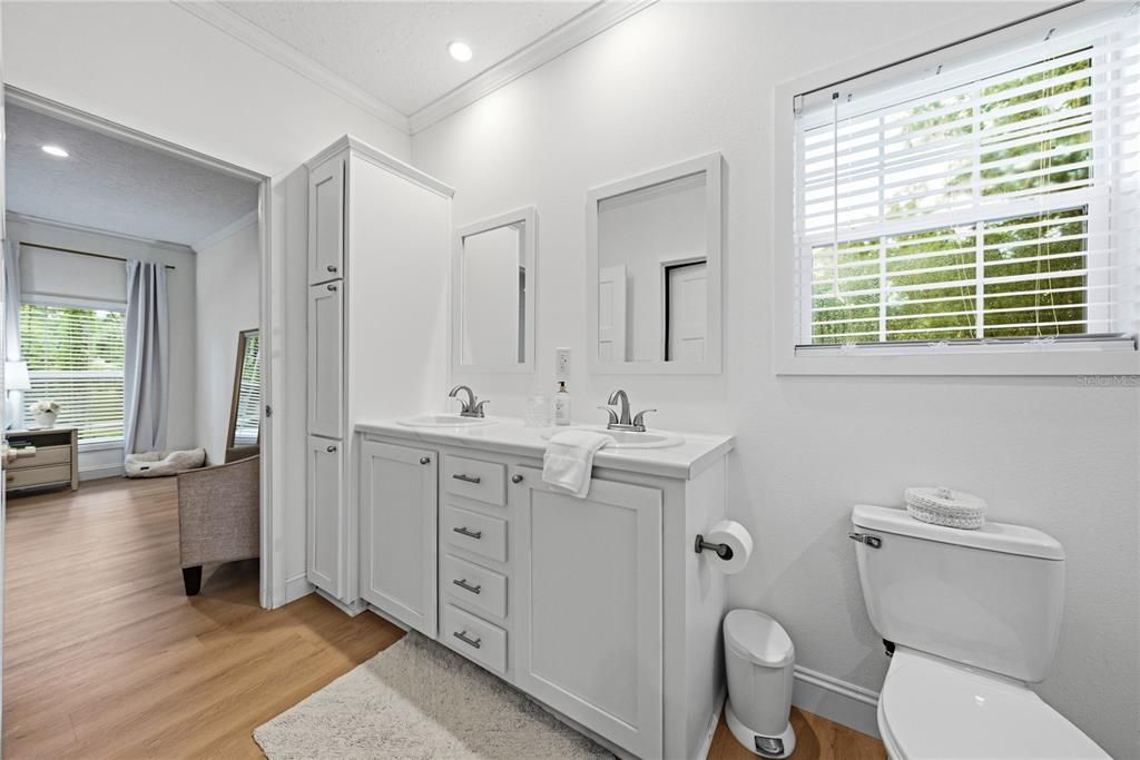 For Sale: $415,000 (4 beds, 3 baths, 2254 Square Feet)