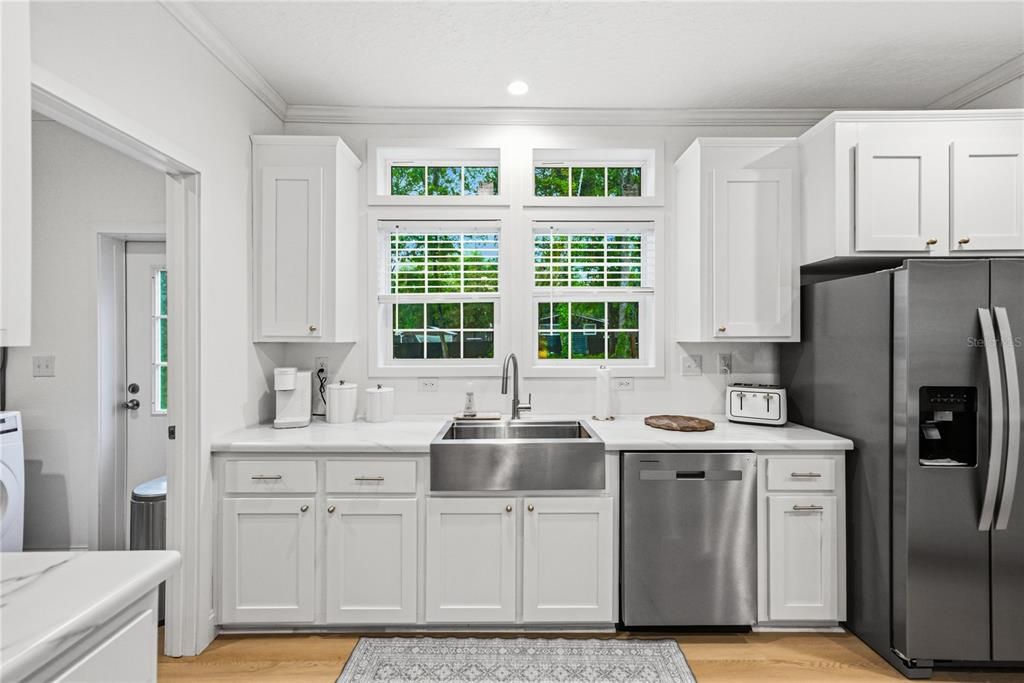 For Sale: $415,000 (4 beds, 3 baths, 2254 Square Feet)