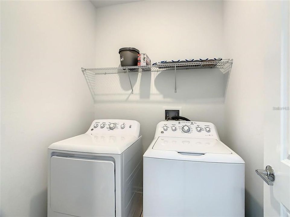 For Sale: $369,000 (3 beds, 2 baths, 1788 Square Feet)