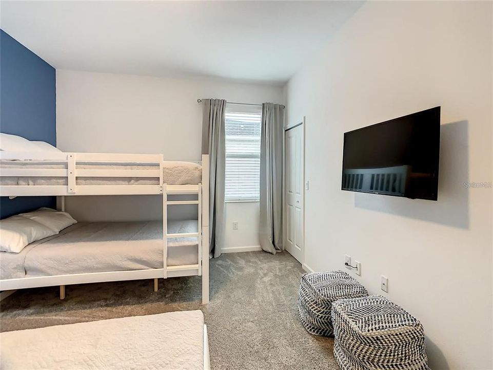 For Sale: $369,000 (3 beds, 2 baths, 1788 Square Feet)