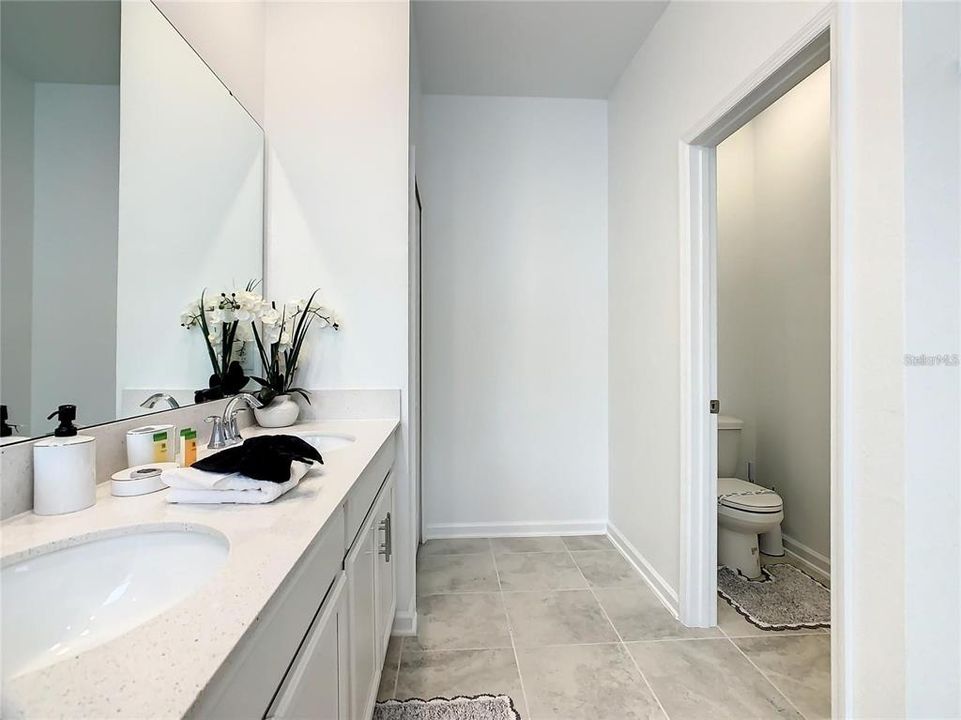 For Sale: $369,000 (3 beds, 2 baths, 1788 Square Feet)