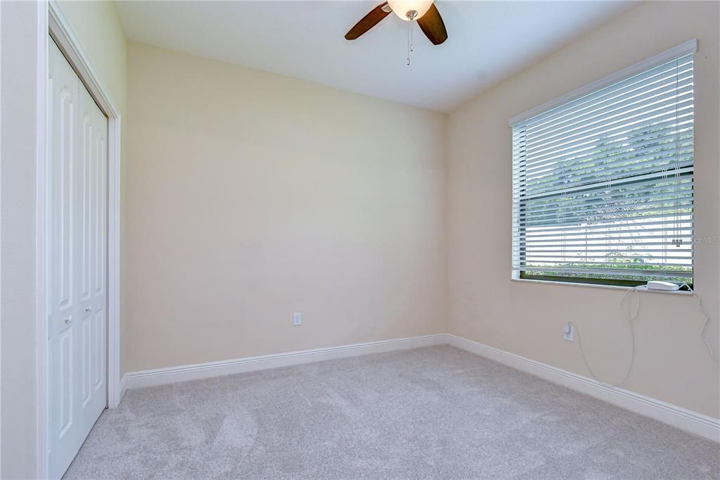 For Sale: $475,000 (4 beds, 2 baths, 1913 Square Feet)
