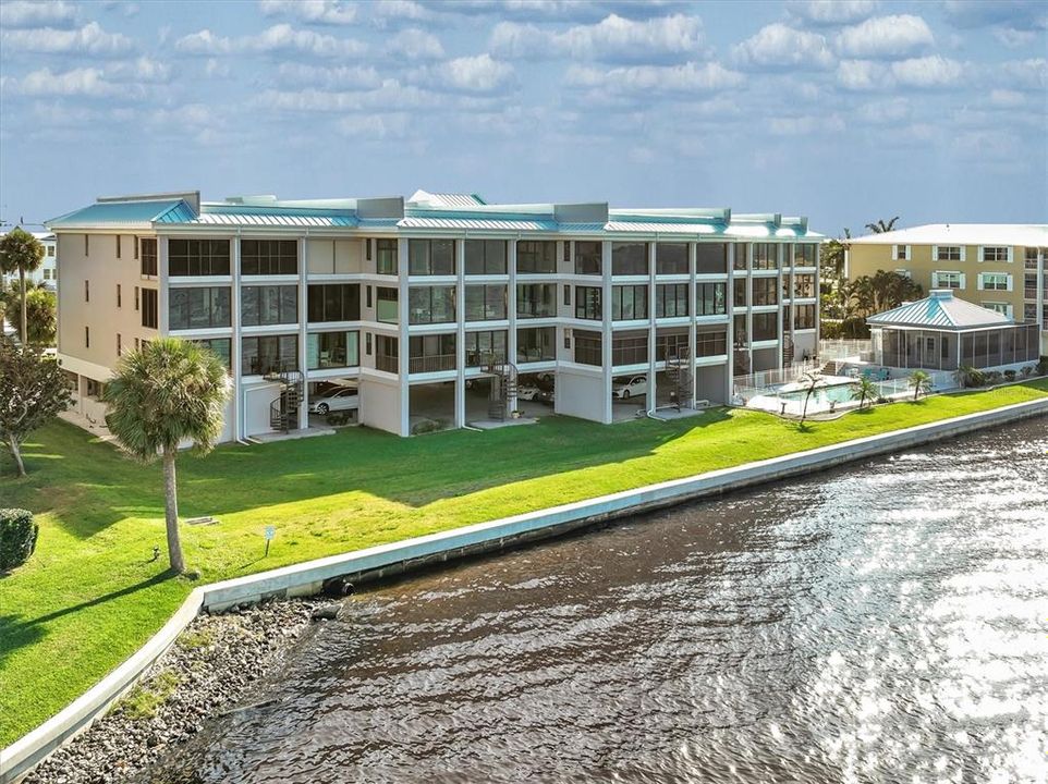 En Venta: $589,000 (2 camas, 2 baños, 2146 Pies cuadrados)