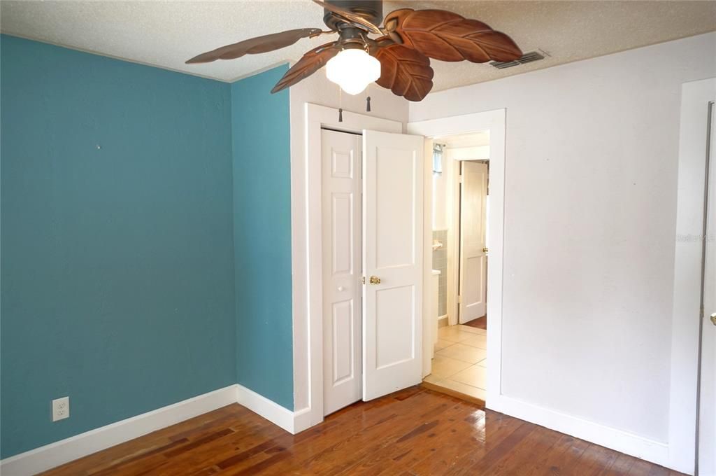 For Rent: $2,100 (3 beds, 2 baths, 1248 Square Feet)
