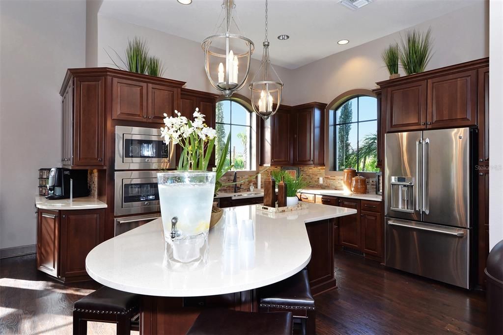 Active With Contract: $699,000 (3 beds, 2 baths, 2111 Square Feet)