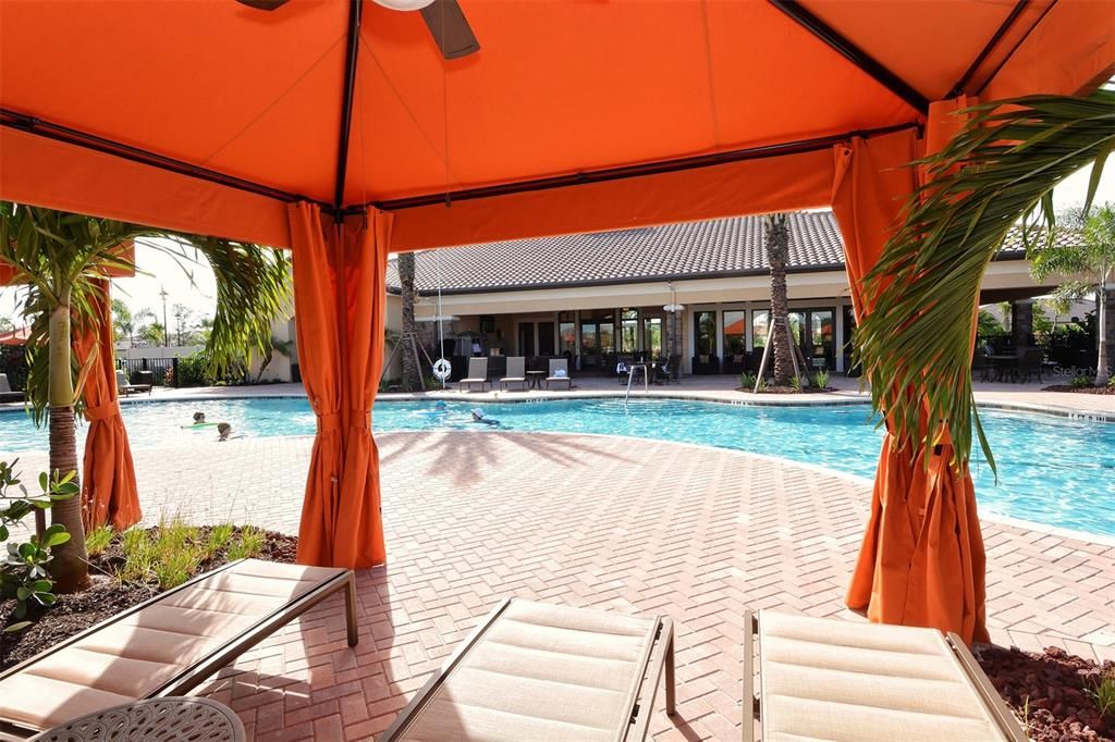 Active With Contract: $699,000 (3 beds, 2 baths, 2111 Square Feet)