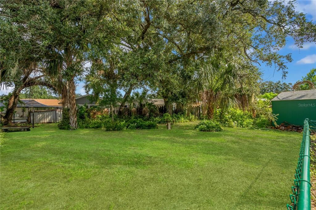 For Sale: $450,000 (3 beds, 3 baths, 1316 Square Feet)