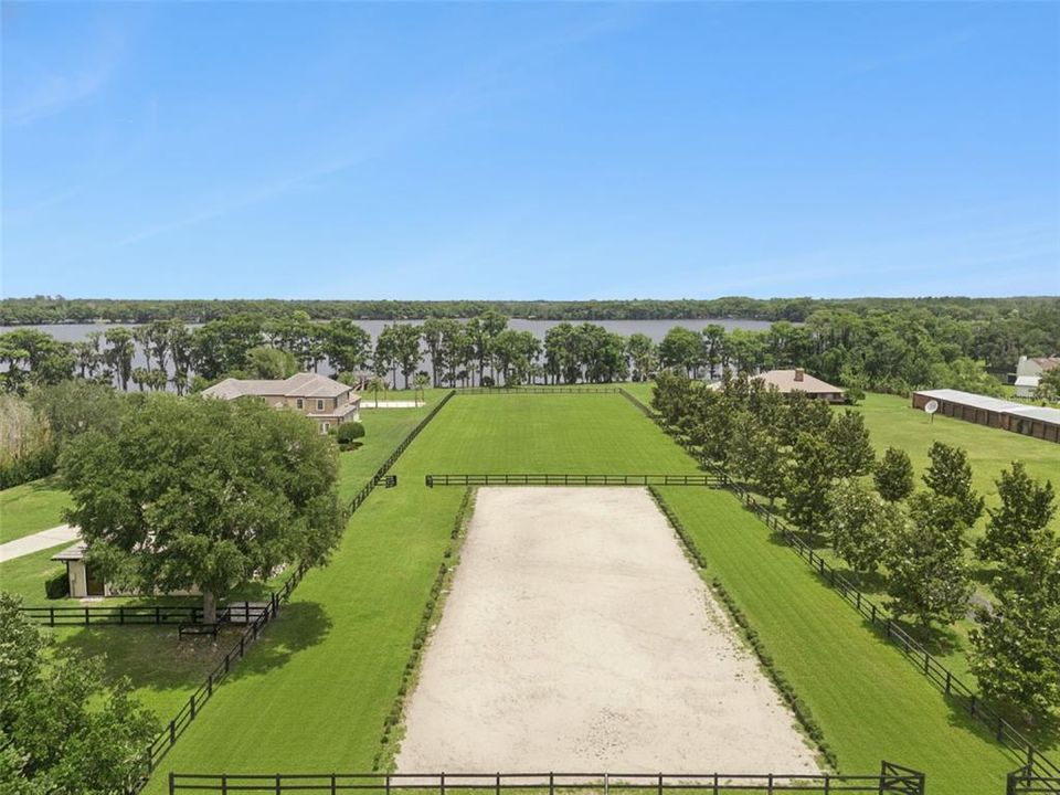 For Sale: $3,500,000 (6 beds, 7 baths, 5776 Square Feet)