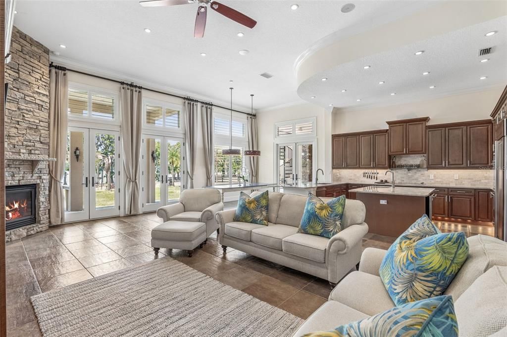 For Sale: $3,500,000 (6 beds, 7 baths, 5776 Square Feet)