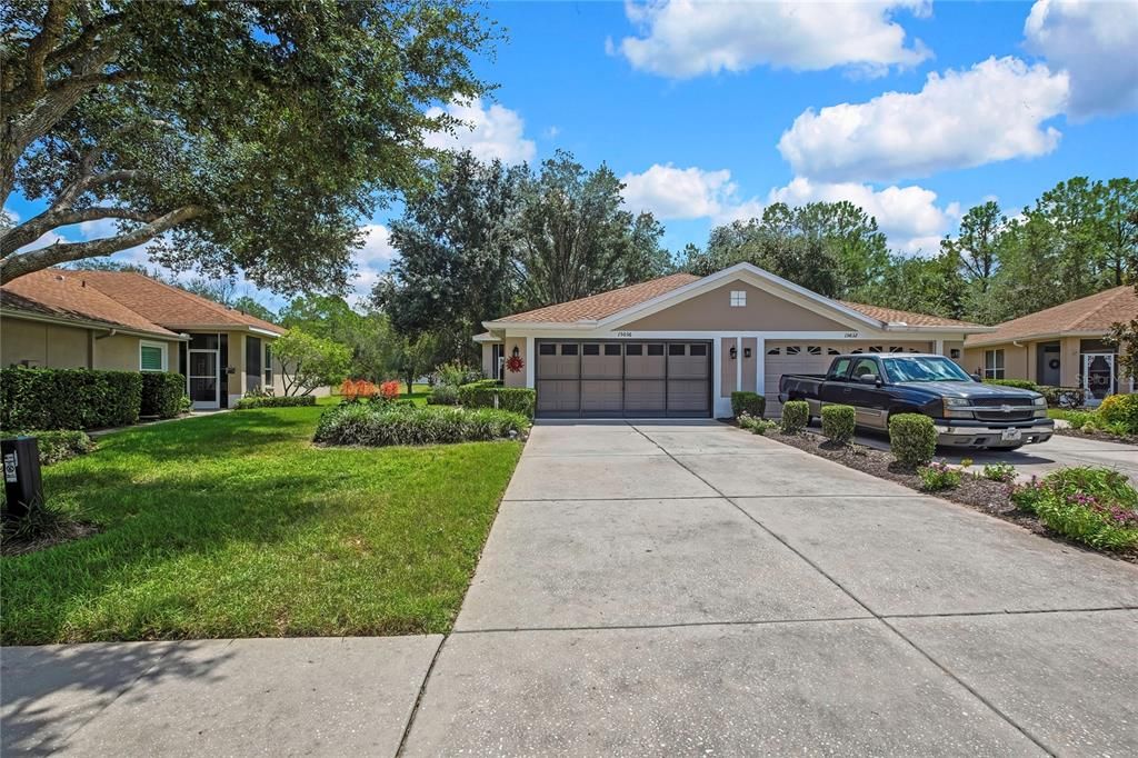 For Sale: $249,999 (2 beds, 2 baths, 1238 Square Feet)