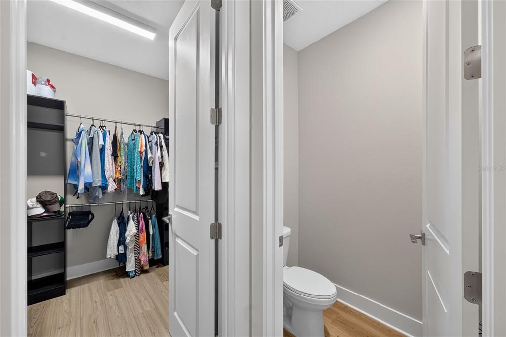 For Sale: $450,000 (3 beds, 2 baths, 1748 Square Feet)
