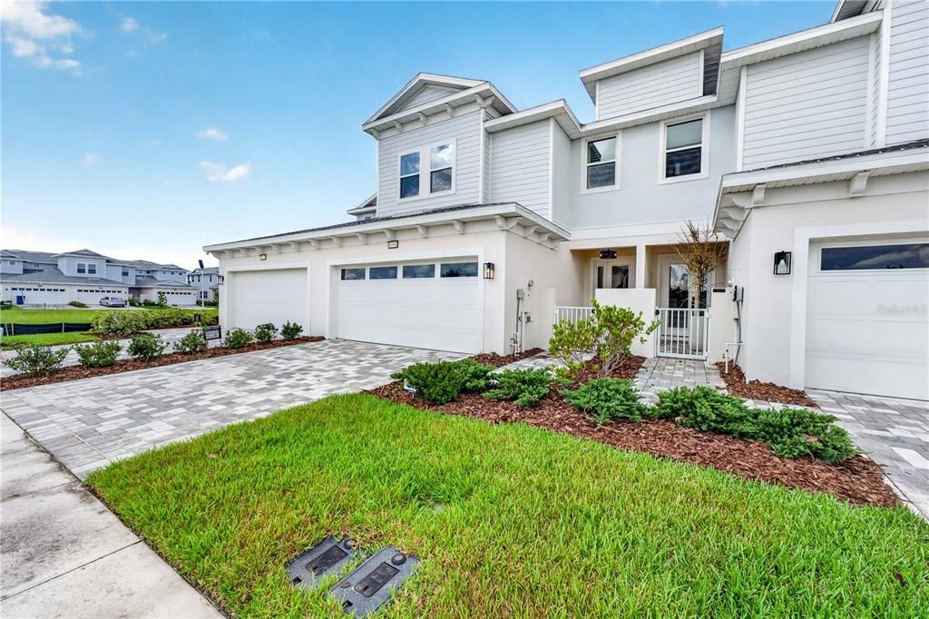 For Sale: $450,000 (3 beds, 2 baths, 1748 Square Feet)