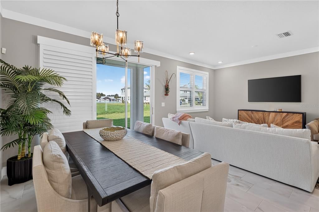 For Sale: $450,000 (3 beds, 2 baths, 1748 Square Feet)