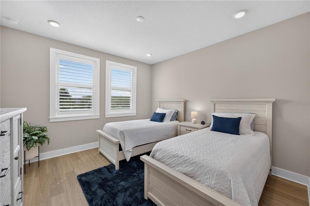 For Sale: $450,000 (3 beds, 2 baths, 1748 Square Feet)
