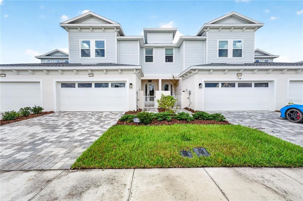 For Sale: $450,000 (3 beds, 2 baths, 1748 Square Feet)