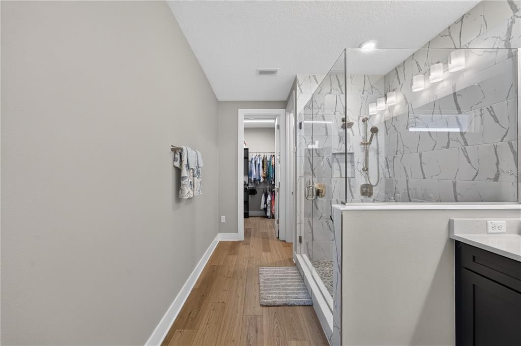 For Sale: $450,000 (3 beds, 2 baths, 1748 Square Feet)