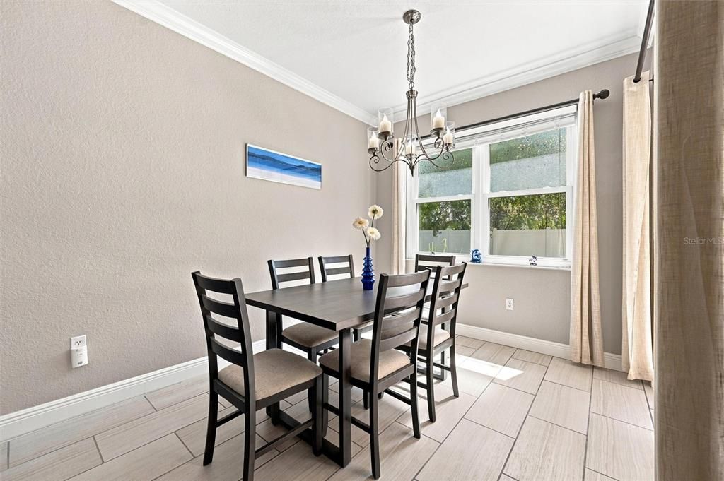 For Sale: $399,000 (3 beds, 2 baths, 1729 Square Feet)