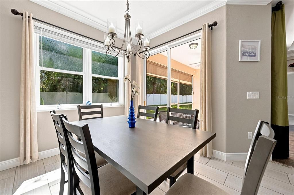 For Sale: $399,000 (3 beds, 2 baths, 1729 Square Feet)