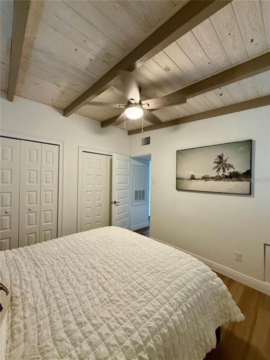 For Rent: $2,600 (2 beds, 1 baths, 756 Square Feet)