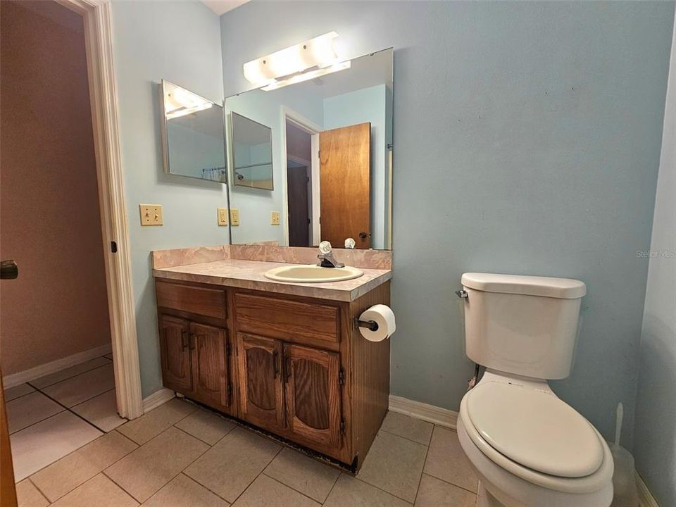 На продажу: $390,000 (3 спален, 2 ванн, 1869 Квадратных фут)