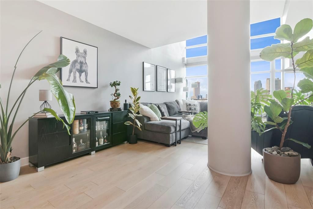 На продажу: $449,900 (1 спален, 1 ванн, 1159 Квадратных фут)