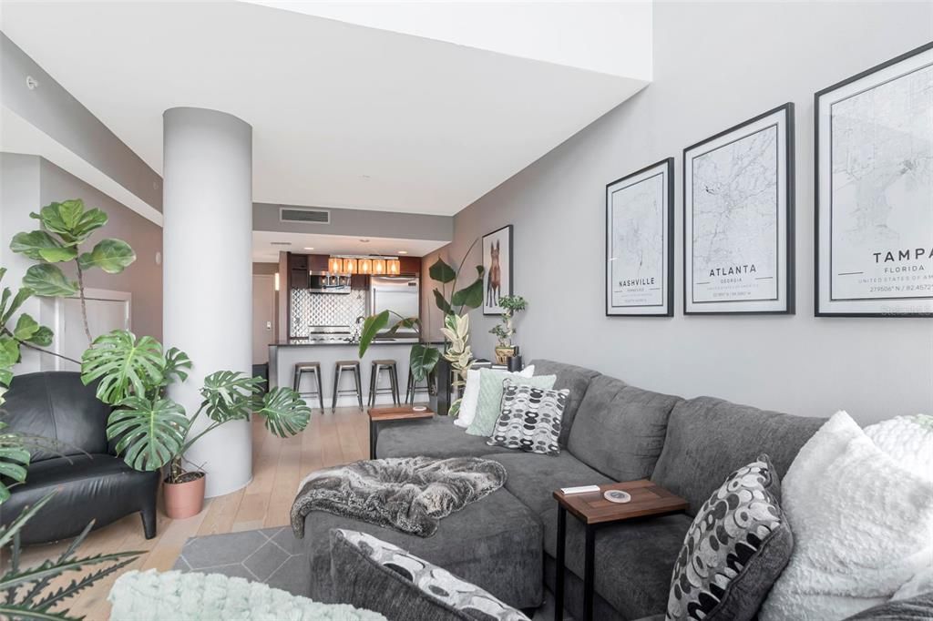 На продажу: $449,900 (1 спален, 1 ванн, 1159 Квадратных фут)