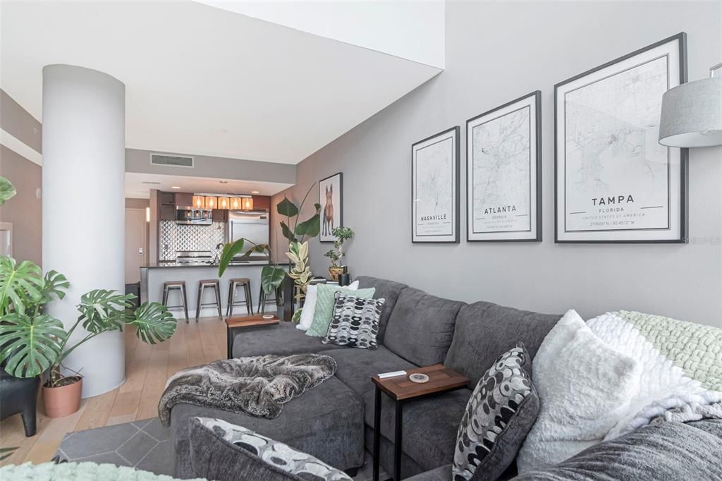 На продажу: $449,900 (1 спален, 1 ванн, 1159 Квадратных фут)