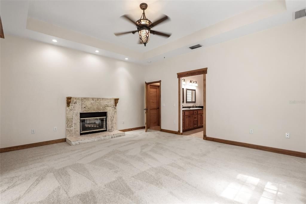 En Venta: $839,900 (3 camas, 3 baños, 3356 Pies cuadrados)