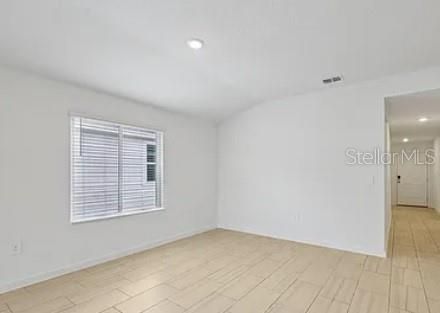For Rent: $2,900 (4 beds, 3 baths, 1842 Square Feet)